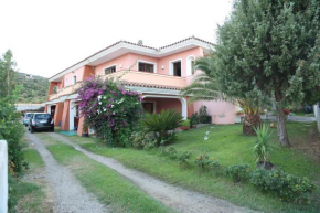  B&B Ada  Торпе